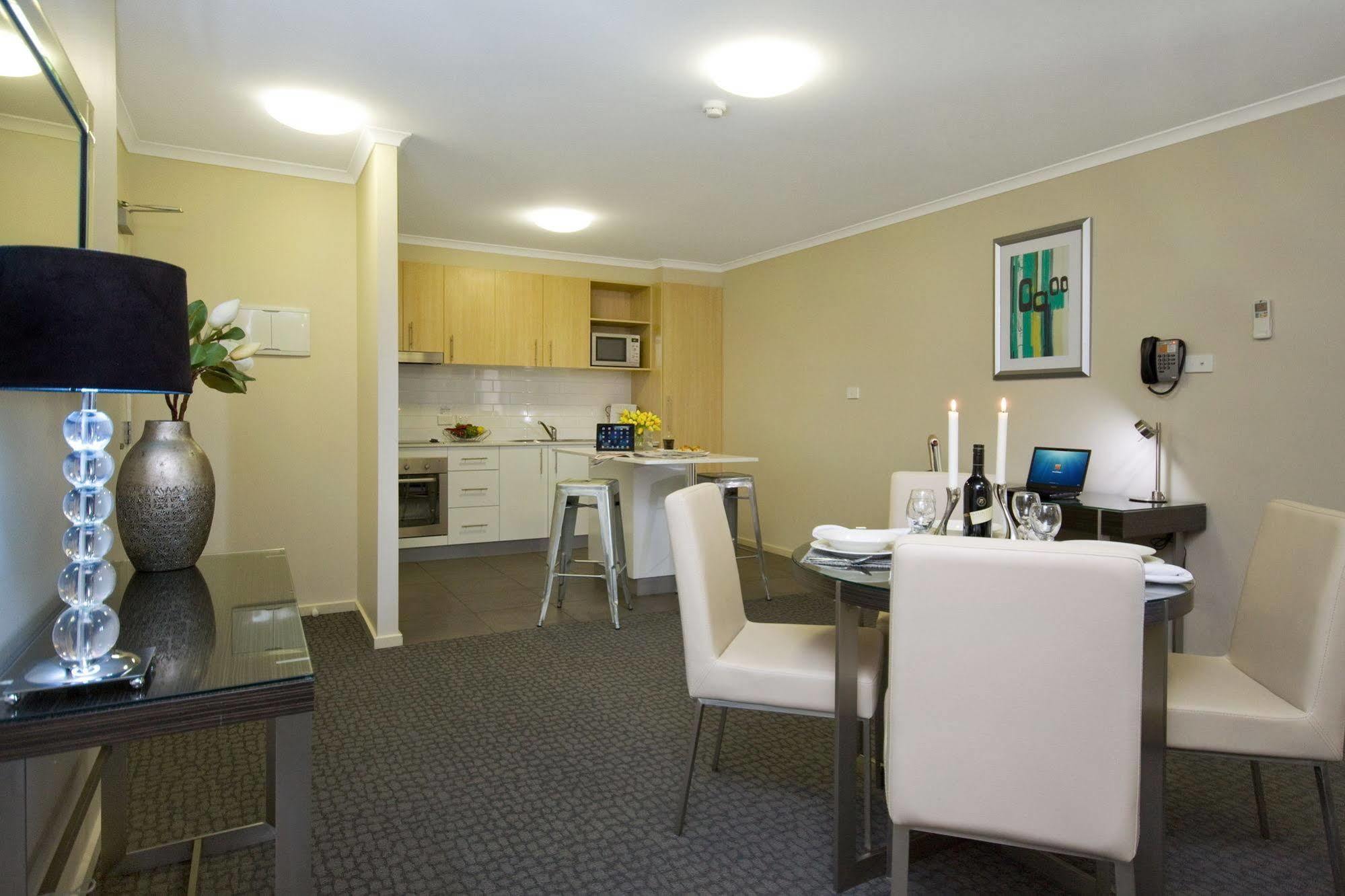 Pacific Suites Canberra Zewnętrze zdjęcie